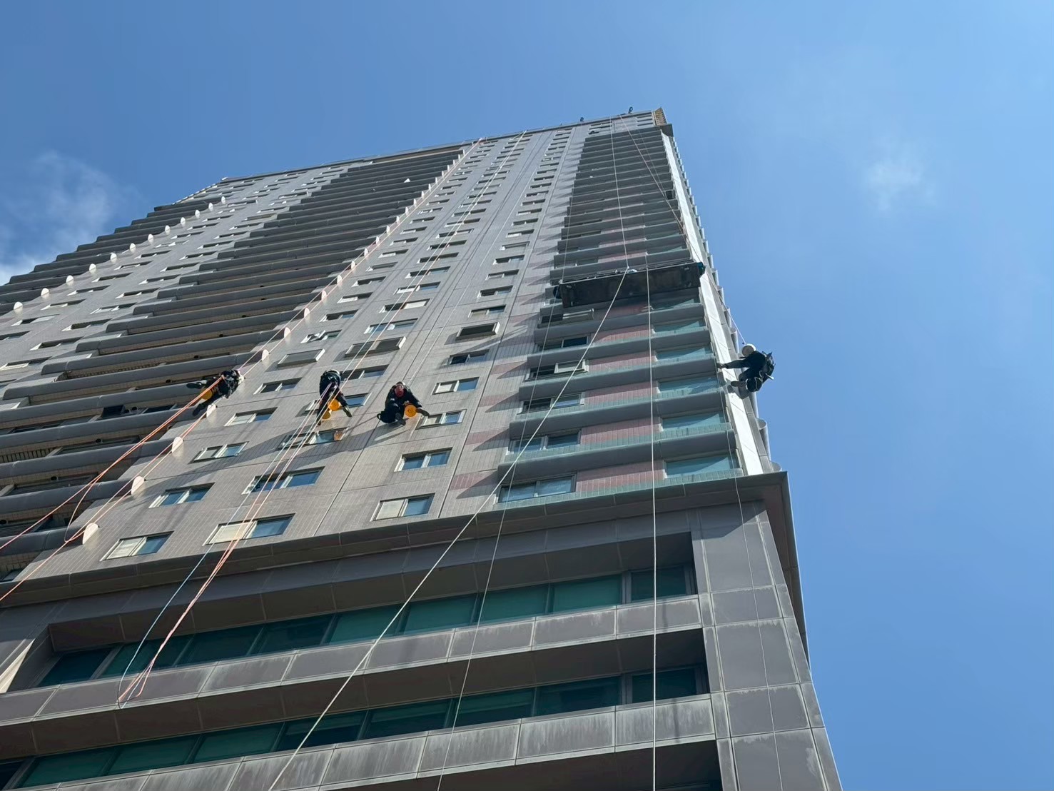 昊翔高空外牆防水工程